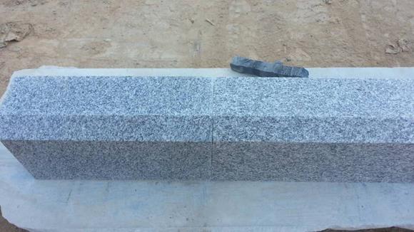 Chaud et plus bon Granite Kerbstone